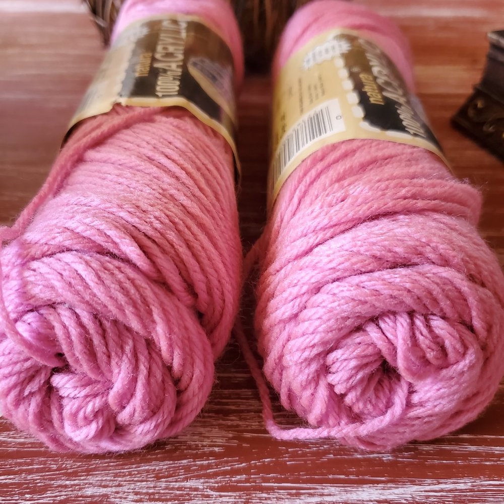 Natura 100% Acrylic Vintage Yarn - Lt. Rose - Bundle of 2 - Total Weight 6 oz